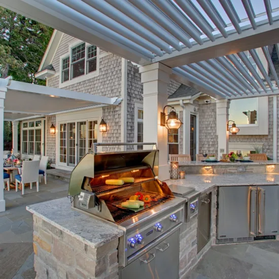outdoor kitchen